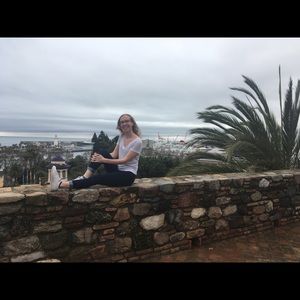 Meet your Posher, Hannah